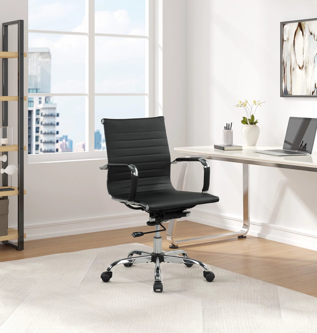 White PU Leather Office Chair M4747
