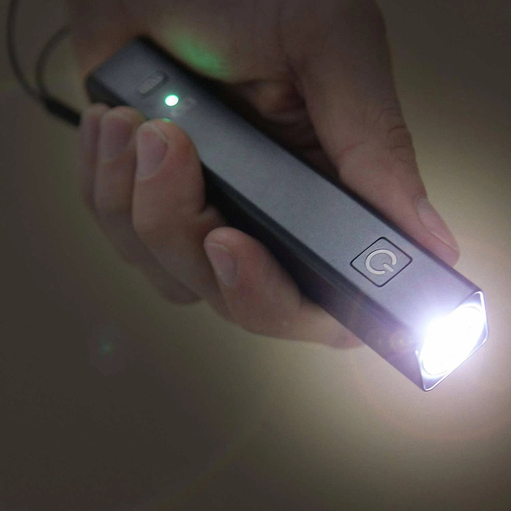 Green Flashlight and USB Charging O14264