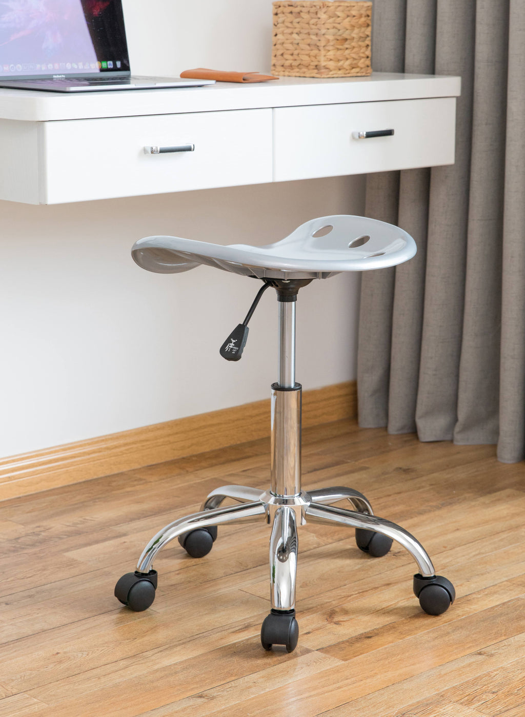 Gray Tractor Seat Swivel Chair with Casters D174856