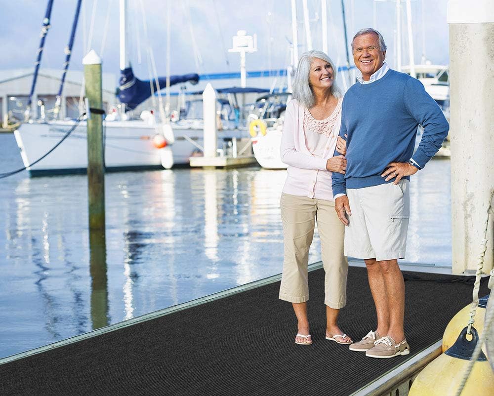 Indoor Outdoor Carpet Runner with Skid-Resistant Rubber Backing I8825